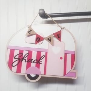 Camper Love Shack Sign